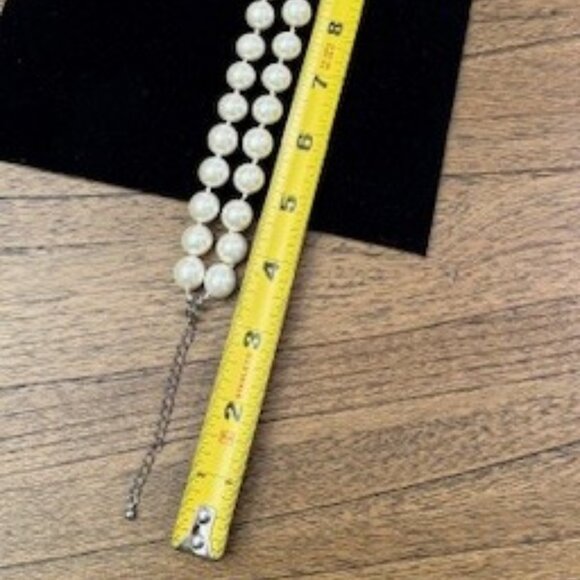CHARMING CHARLIE Double Strand Faux Pearl Necklace - Picture 7 of 8